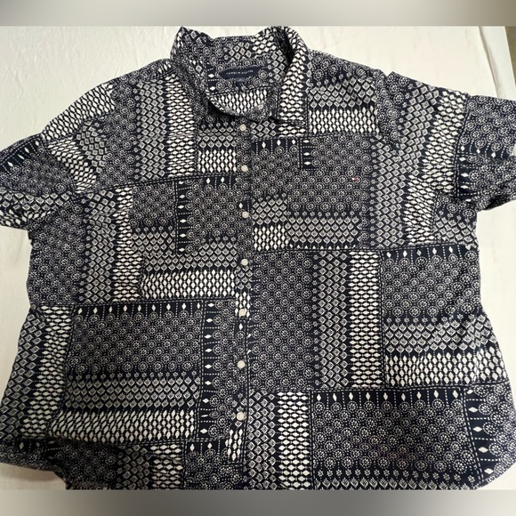 TOMMY HILFIGER LADIES SHORT SLEEVE TOP
SIZE 2X  NAVY/WHITE  PATTERNED PRINT TOP - Picture 1 of 11